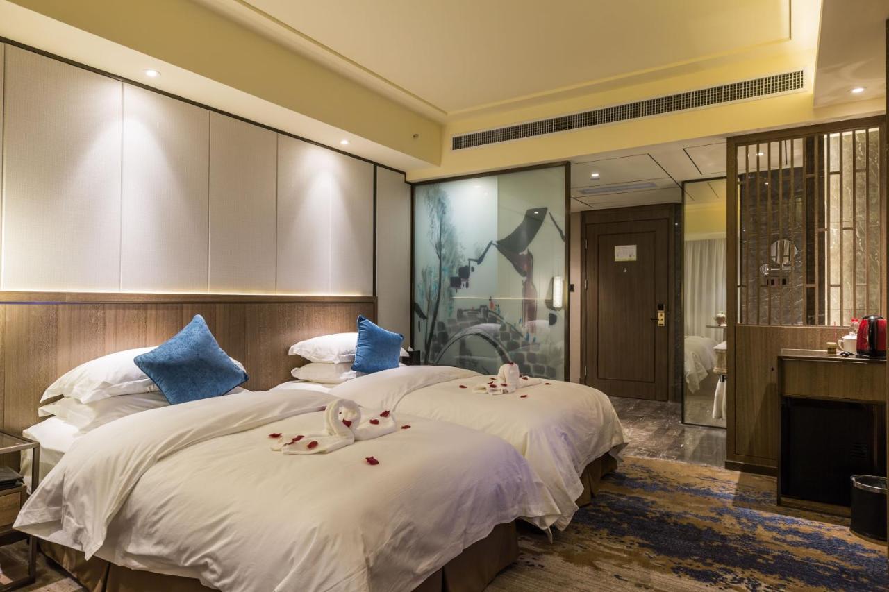 Oriental Hotel Tong Xiang Jiaxing Exterior foto