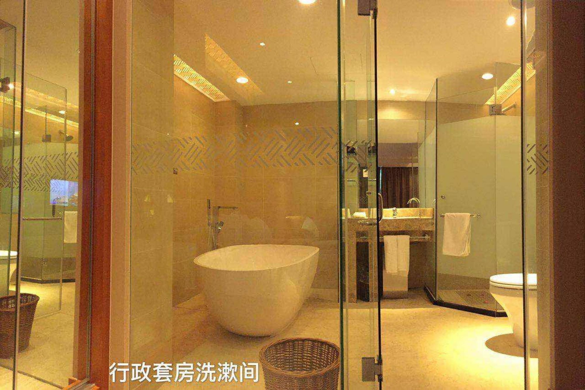 Oriental Hotel Tong Xiang Jiaxing Exterior foto